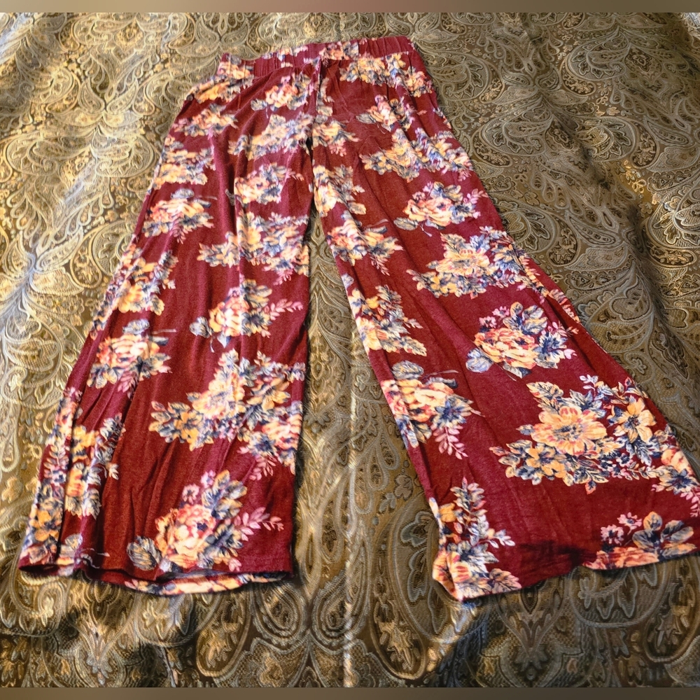 Loose comfy leggings